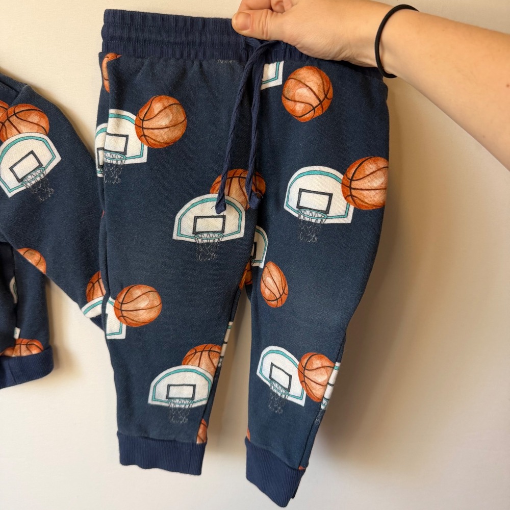Posh Peanut Basketball 2 Piece Crewneck Sweats Set Size 12-18 Month - Picture 3 of 6